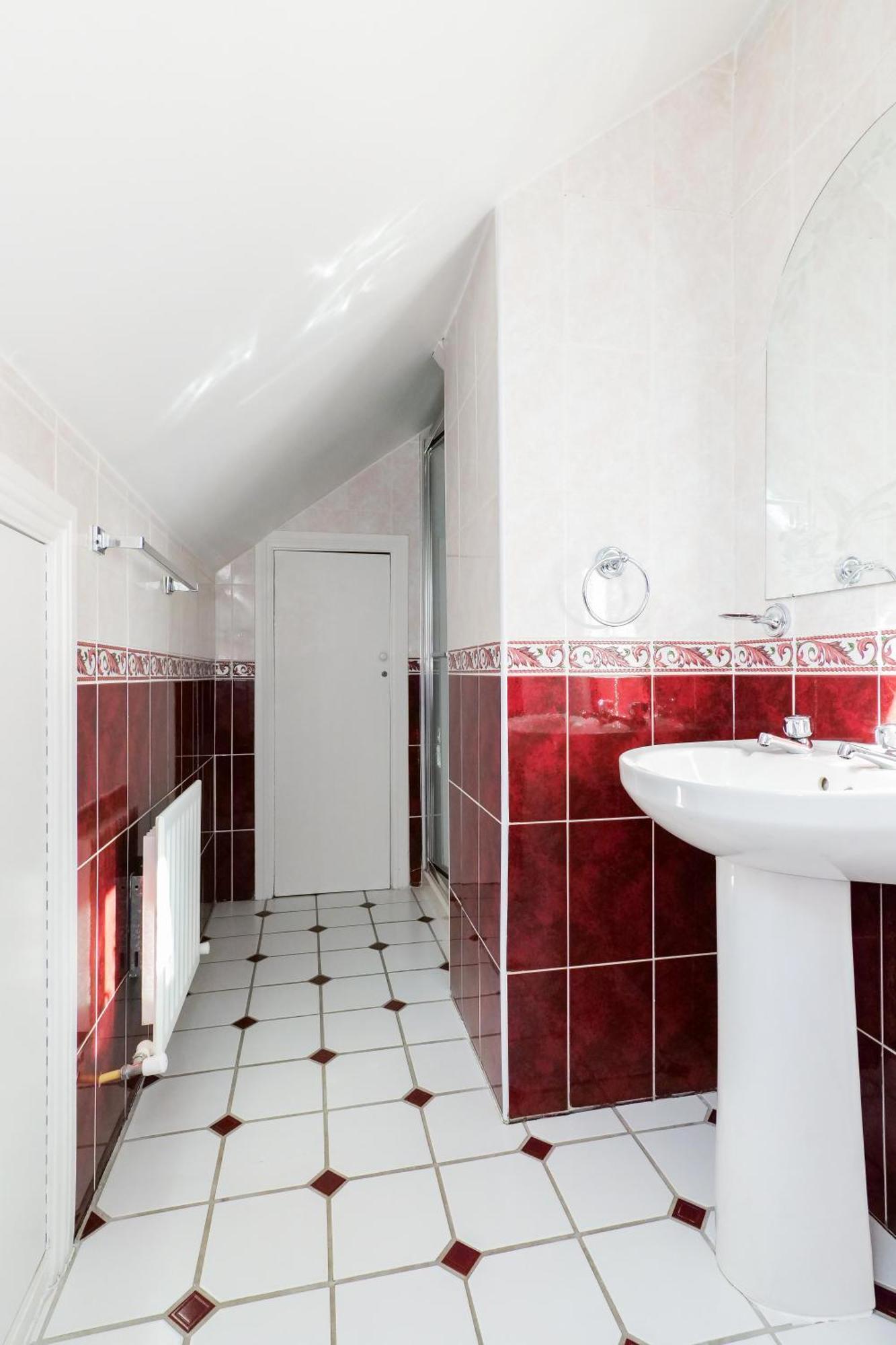 Sea Mist Guesthouse Голуэй Экстерьер фото