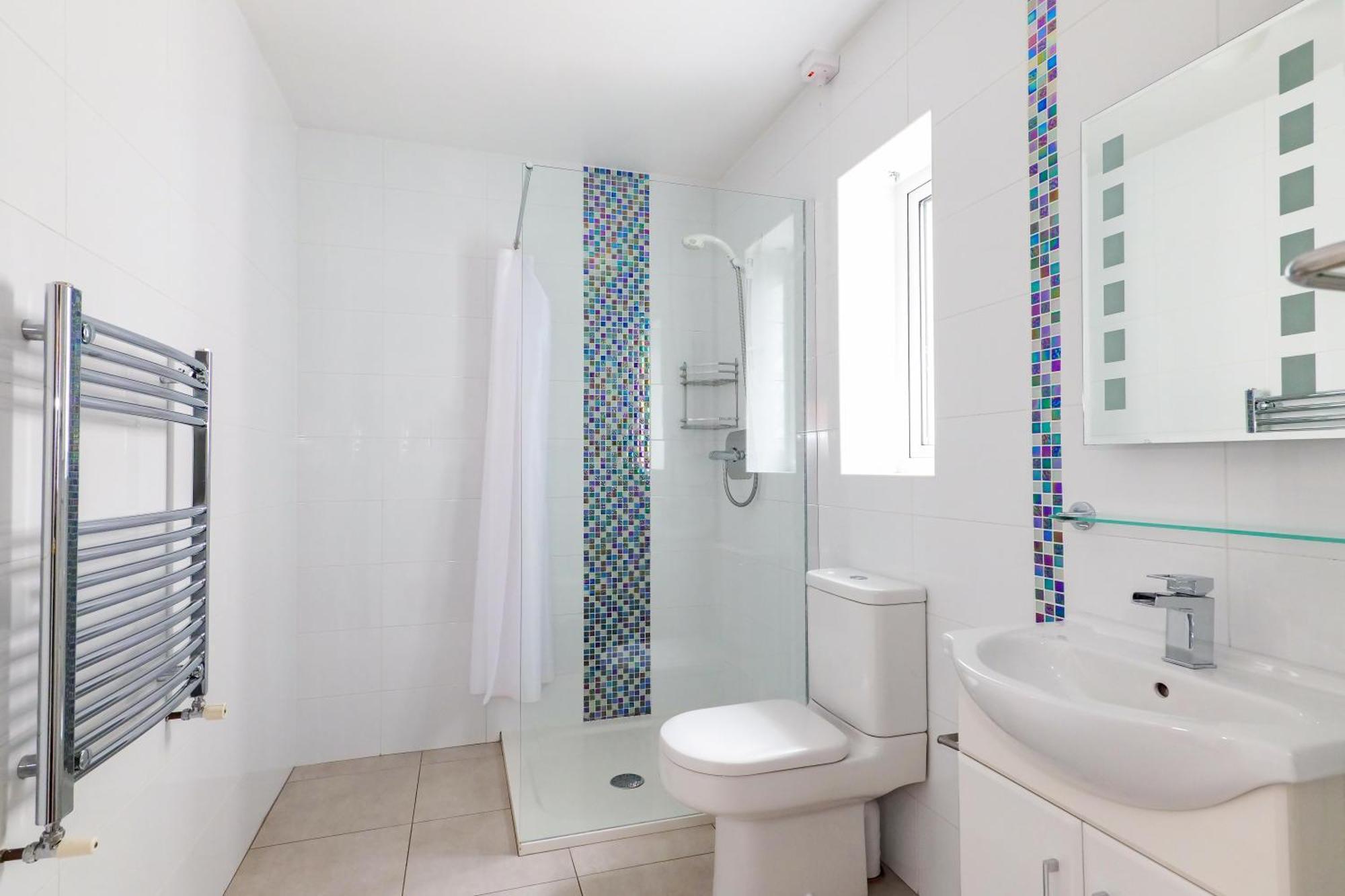 Sea Mist Guesthouse Голуэй Экстерьер фото