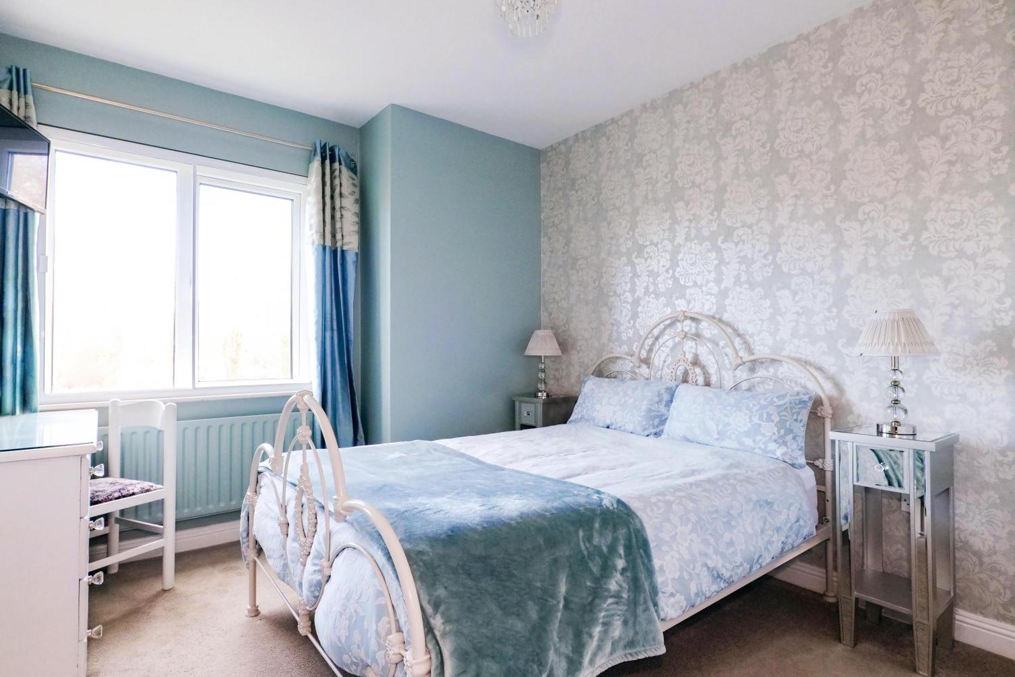 Sea Mist Guesthouse Голуэй Экстерьер фото