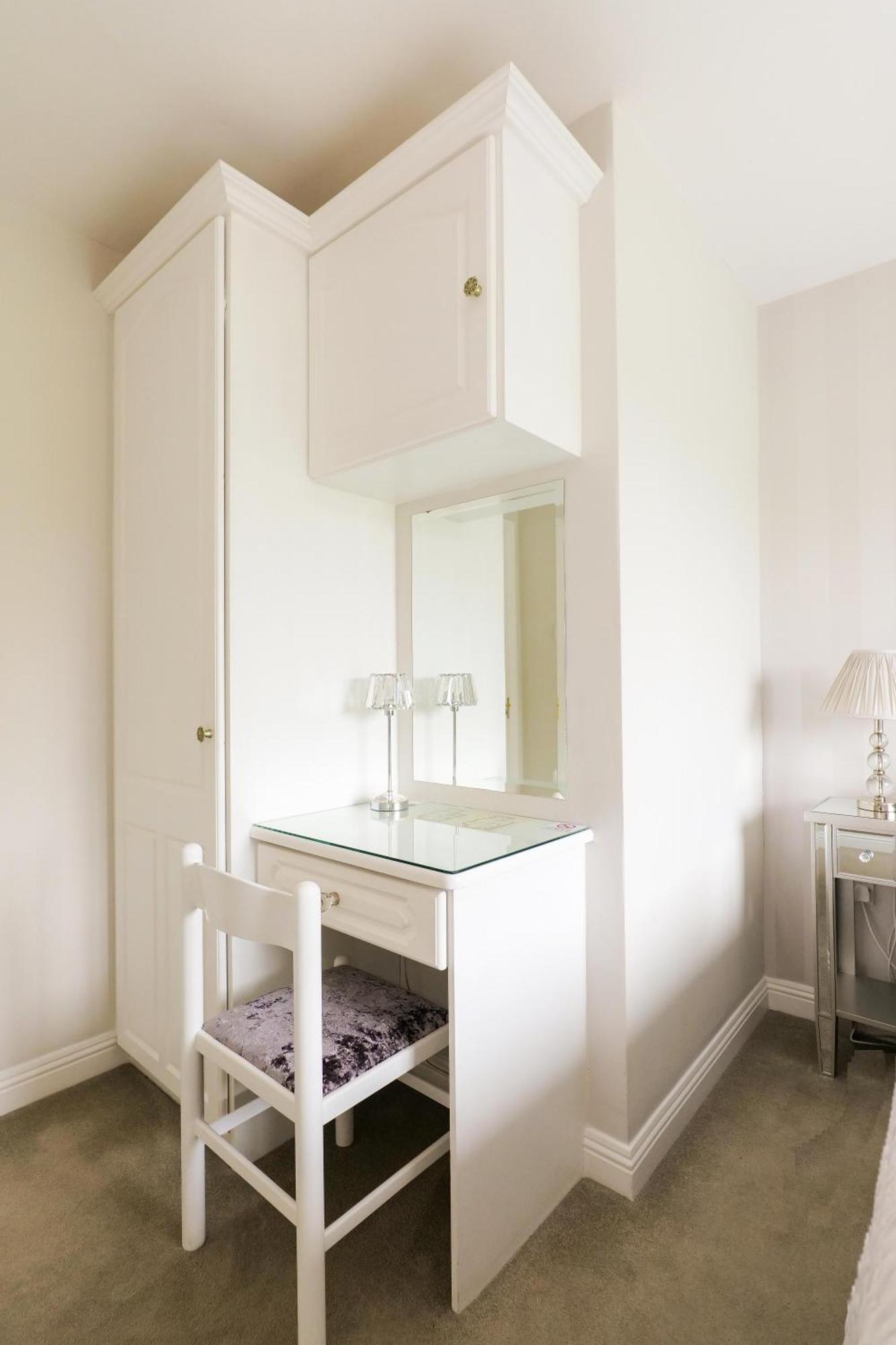 Sea Mist Guesthouse Голуэй Экстерьер фото